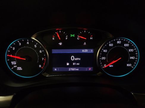 Used 2023 Chevrolet Traverse LT image 23