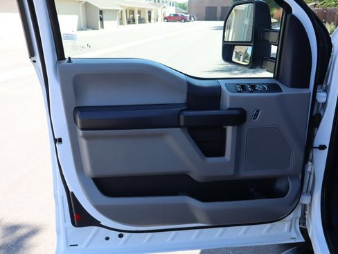 Used 2022 Ford F250 XL w/ Power Equipment Group AWD/4WD image 23