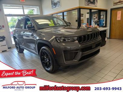 New 2026 Jeep Grand Cherokee Altitude