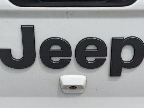 Used 2021 Jeep Gladiator Sport w/ Quick Order Package 24Q 80Th AWD/4WD image 19