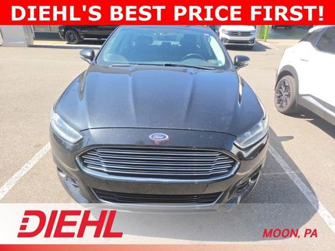Used 2015 Ford Fusion Titanium FWD image 2