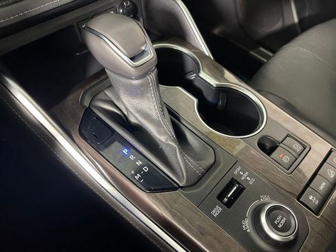 Certified 2022 Toyota Highlander Platinum image 22