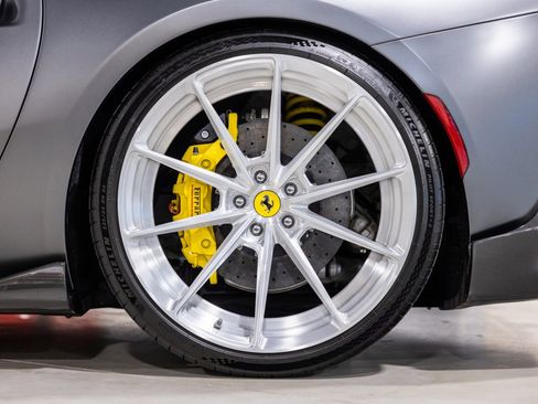 Used 2023 Ferrari 812 GTS image 21