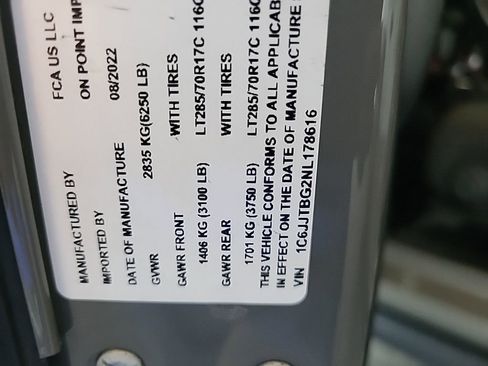 Used 2022 Jeep Gladiator Rubicon w/ Cold Weather Group image 22