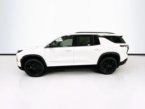 New 2026 Chevrolet Traverse LT w/ LPO, Floor Liner Package AWD/4WD image 9