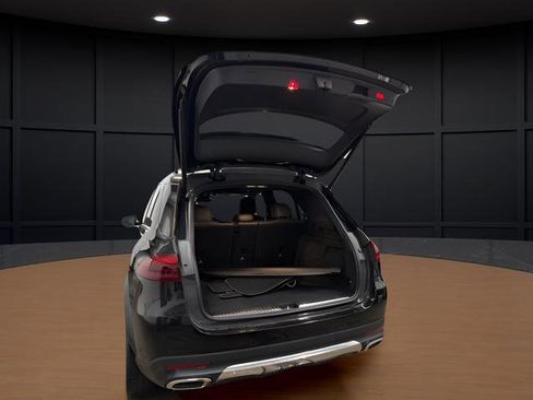 Used 2024 Mercedes-Benz GLE 450e 4MATIC image 7