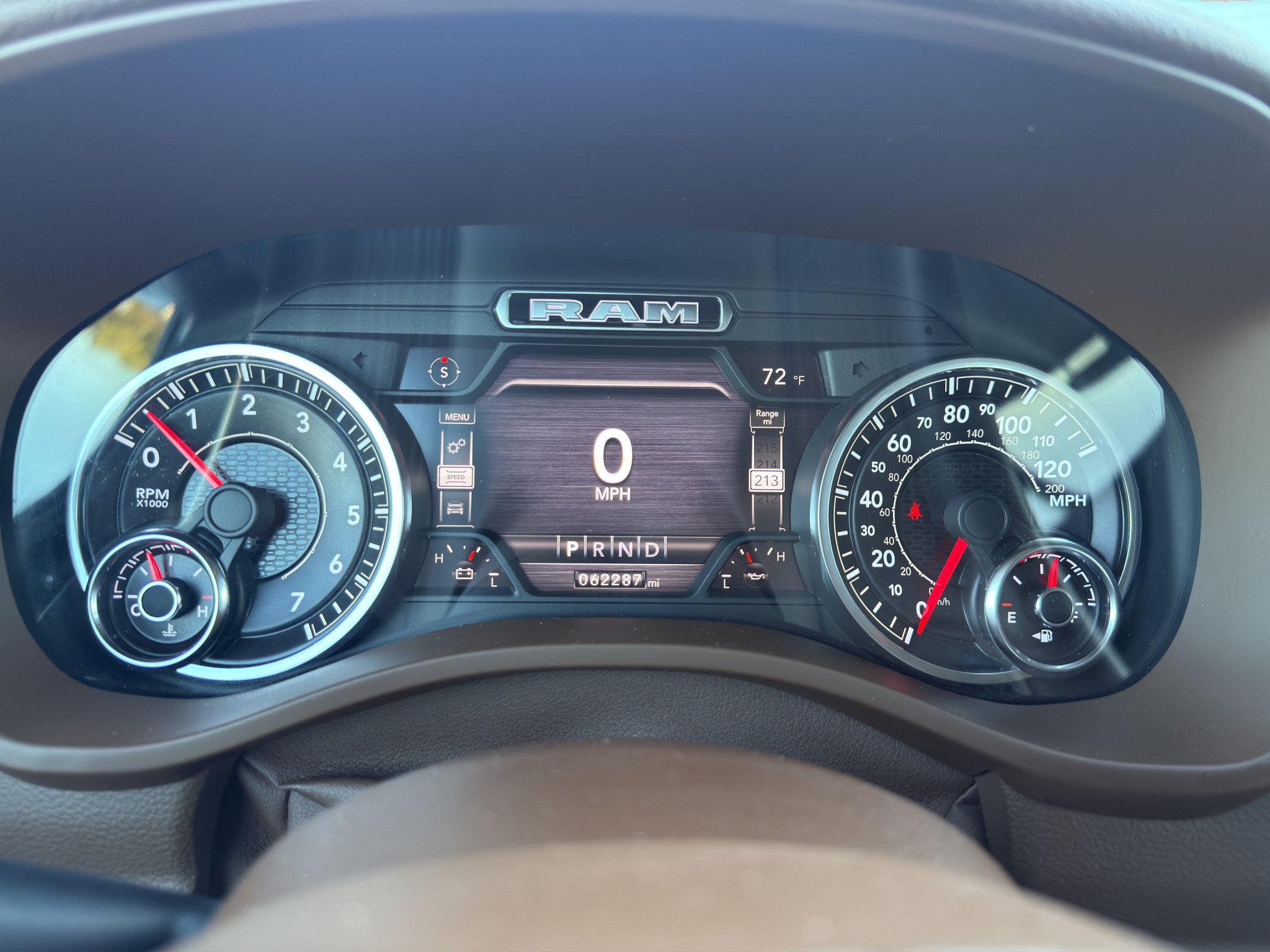 Used 2020 RAM 1500 Laramie AWD/4WD image 29