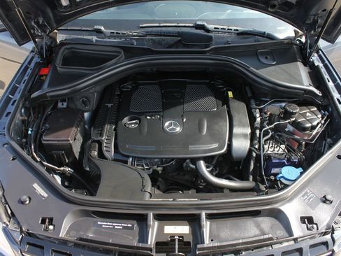 Used 2015 Mercedes-Benz ML 350 4MATIC image 57