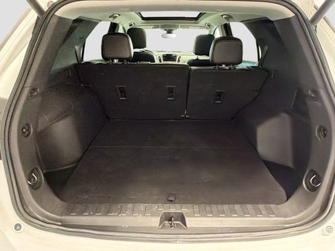 Used 2021 Chevrolet Equinox Premier AWD/4WD image 22