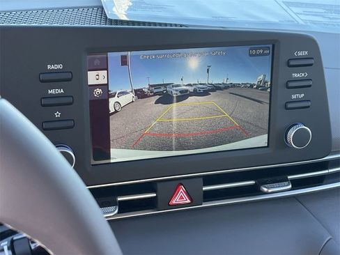 New 2026 Hyundai Elantra SEL Sport FWD image 25