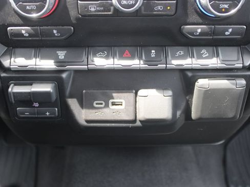 Used 2023 Chevrolet Silverado 2500 LT AWD/4WD image 41