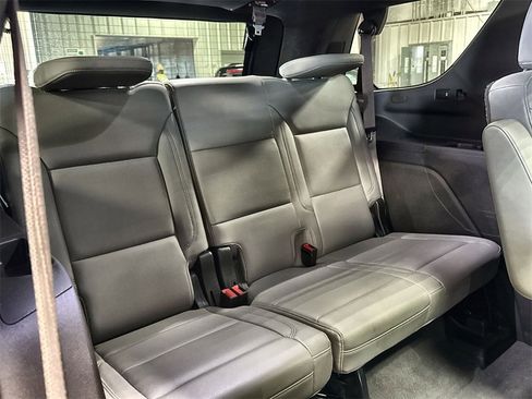 Used 2021 Chevrolet Tahoe Z71 w/ Z71 Off-Road Package image 30