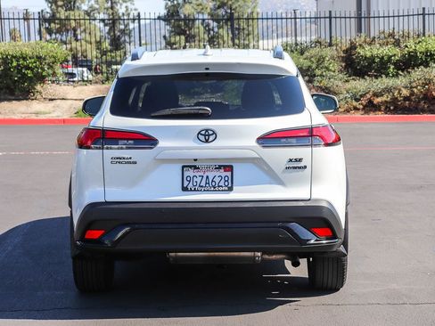 Used 2023 Toyota Corolla Cross AWD Hybrid image 6