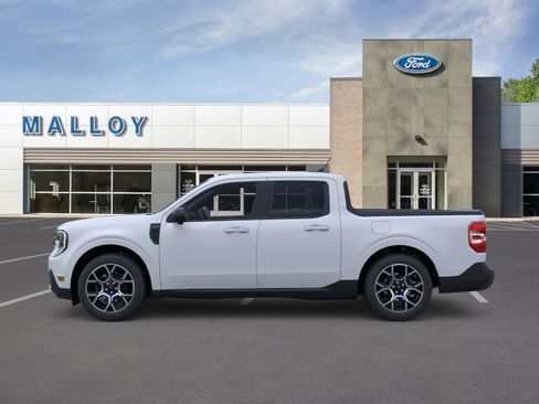 New 2026 Ford Maverick Lariat w/ 4K Tow Package image 3