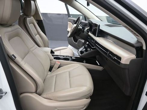 Used 2020 Lincoln Corsair FWD w/ Equipment Group 101A image 14