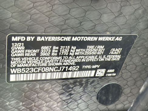 Certified 2022 BMW iX xDrive50 w/ Sport Package AWD/4WD image 18