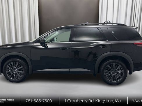 New 2026 Nissan Pathfinder SL w/ SL Premium Package AWD/4WD image 8