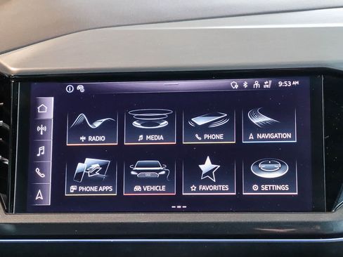 Used 2023 Audi Q4 e-tron Premium Plus image 18