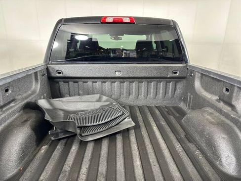 Used 2018 GMC Sierra 1500 SLE image 26