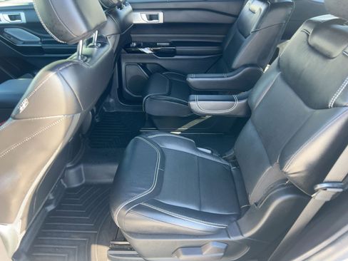 Used 2022 Ford Explorer ST w/ Equipment Group 401A image 15
