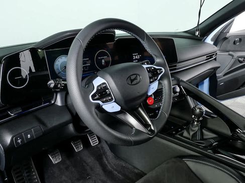 Certified 2025 Hyundai Elantra N image 4
