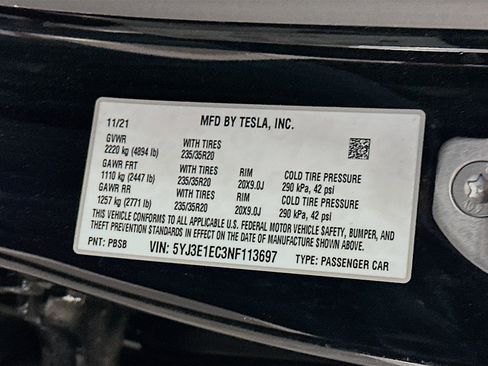 Used 2022 Tesla Model 3 Performance image 12