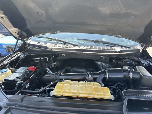 Used 2017 Ford F150 Lariat w/ Equipment Group 502A Luxury image 24