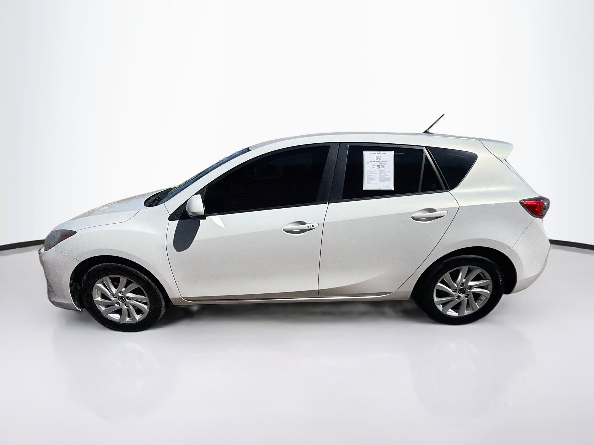 Used 2013 MAZDA MAZDA3 i Touring FWD image 4