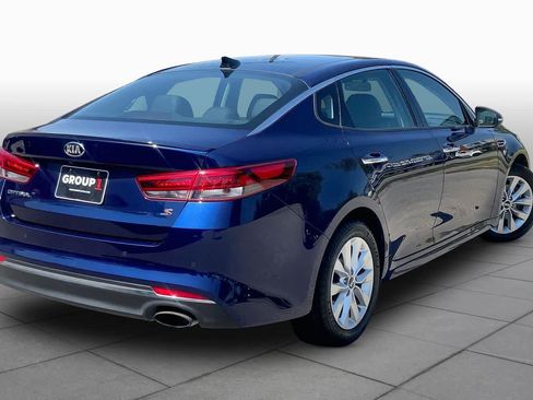 Used 2018 Kia Optima S w/ Panoramic Sunroof Package FWD image 12