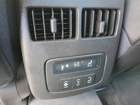 Used 2008 Cadillac DTS FWD image 27
