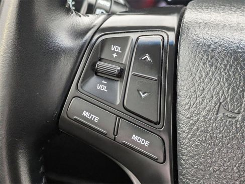 Used 2014 Kia Sorento LX w/ Touring Package (LX) image 19