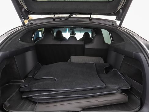 Used 2023 Tesla Model X AWD/4WD image 23