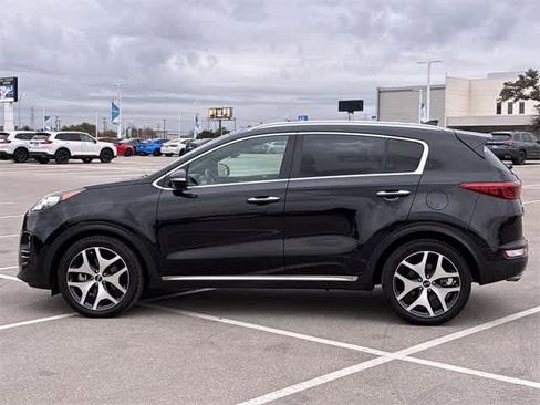 Used 2017 Kia Sportage SX image 3