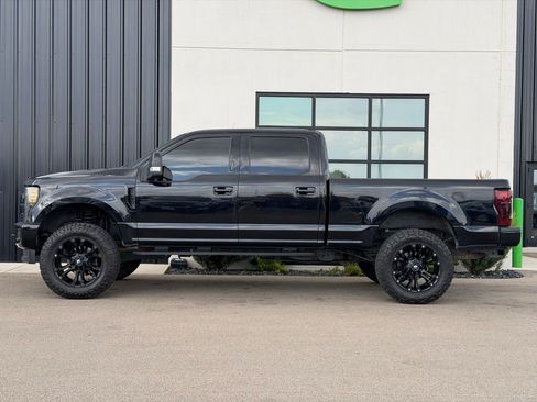 Used 2019 Ford F250 Lariat AWD/4WD image 2