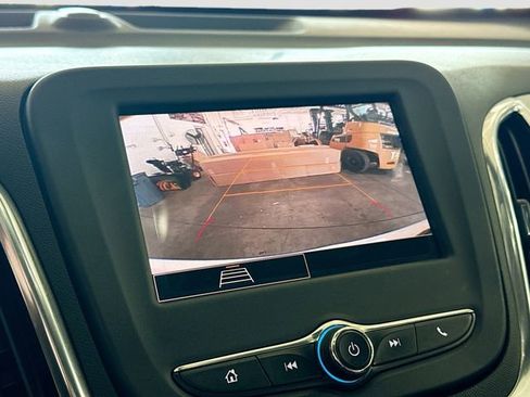 Used 2024 Chevrolet Equinox LS FWD image 14