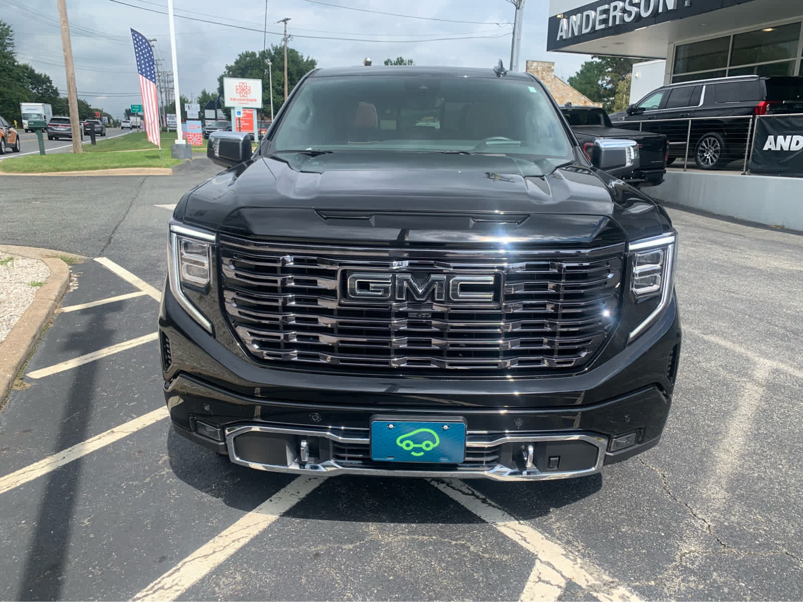 Used 2025 GMC Sierra 1500 Denali Ultimate AWD/4WD image 2