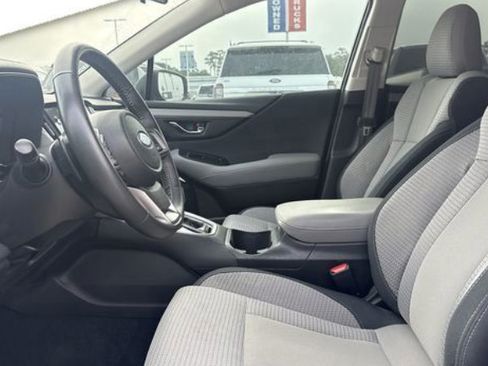 Used 2024 Subaru Outback Premium AWD/4WD image 7