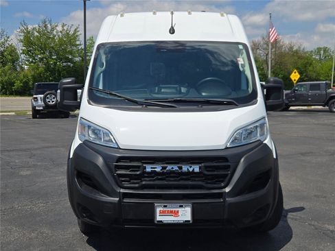 Used 2023 RAM ProMaster 2500 FWD image 4