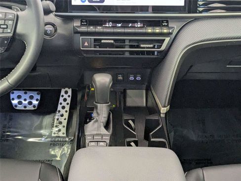 Certified 2025 Toyota Camry SE w/ Multimedia Upgrade Package FWD image 40