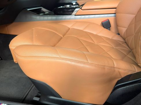 Certified 2023 BMW 740i image 14