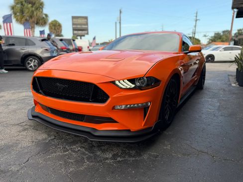 Used 2020 Ford Mustang GT Premium w/ GT Performance Package RWD image 7