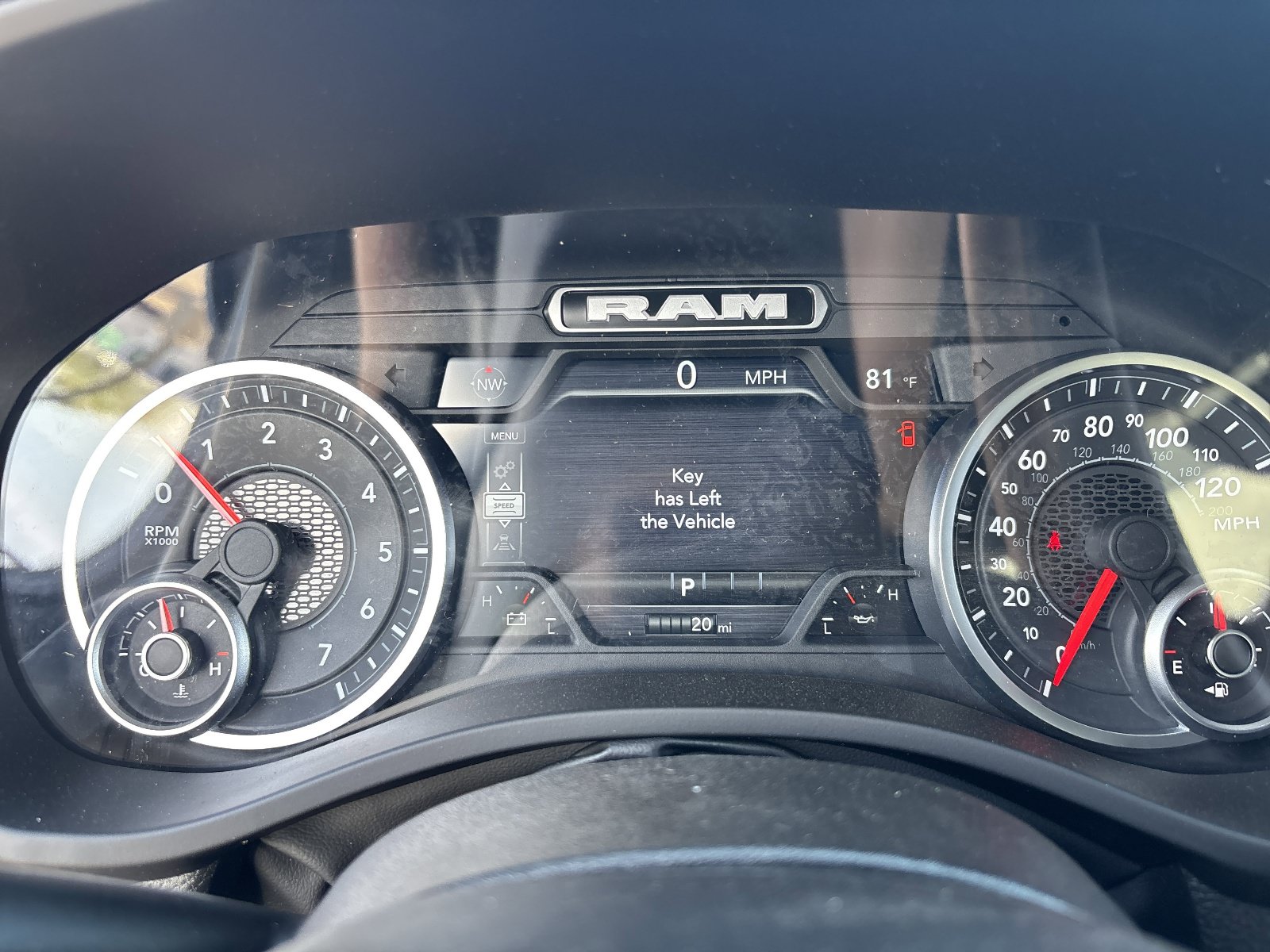 New 2026 RAM 1500 Express AWD/4WD image 28