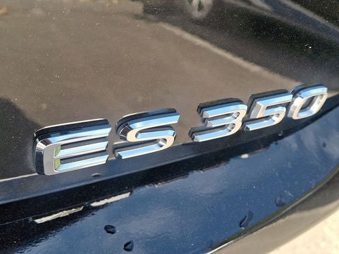 Used 2024 Lexus ES 350 F Sport w/ Technology Package FWD image 30