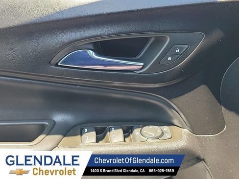 Certified 2024 Chevrolet Equinox LT FWD image 30