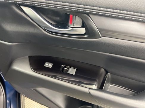 Used 2021 MAZDA CX-5 Touring image 25