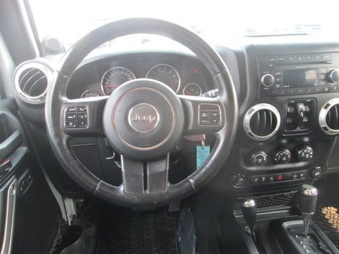 Used 2011 Jeep Wrangler Unlimited Sahara w/ Dual Top Group AWD/4WD image 14