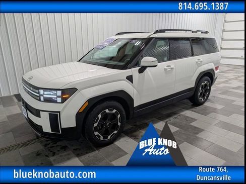Used 2025 Hyundai Santa Fe SEL image 1