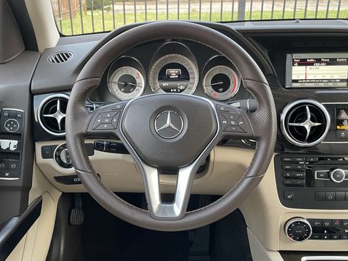 Used 2015 Mercedes-Benz GLK 250 BlueTEC 4MATIC image 24