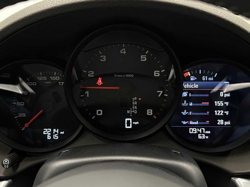 Used 2025 Porsche 718 Cayman image 20