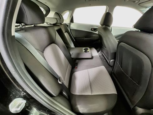 Used 2021 Hyundai Kona SE FWD image 24